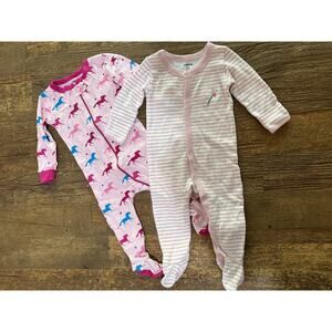 Leveret Footed Pajamas (set of 2)